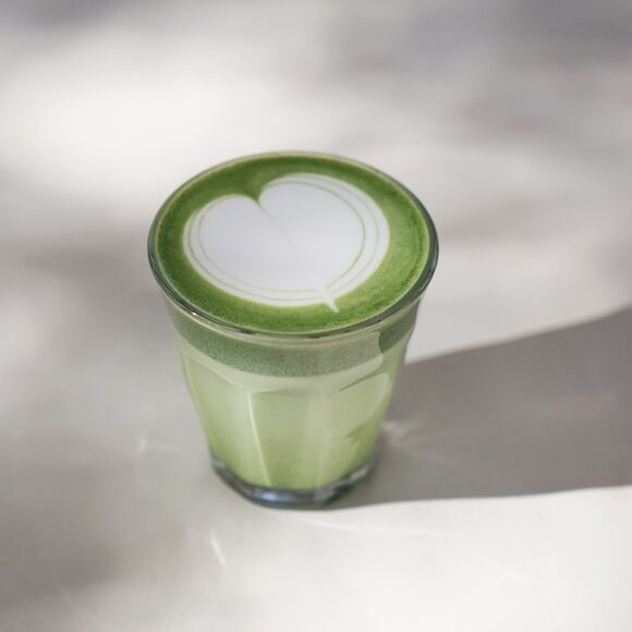 <p>matcha flat white</p>