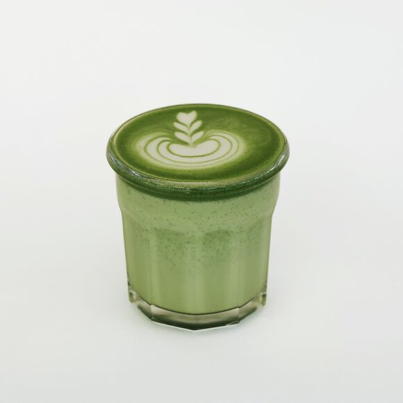 <p>matcha flat white</p>