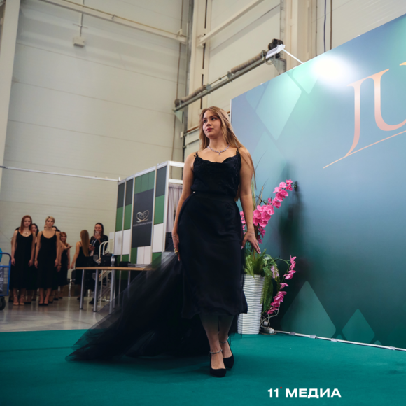 Платье-комбинация и юбка хвост Павлина, размер 46-48-50