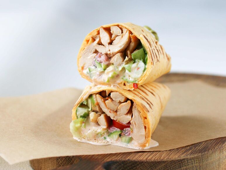 <p>Шаверма «Цезарь с курицей»</p>