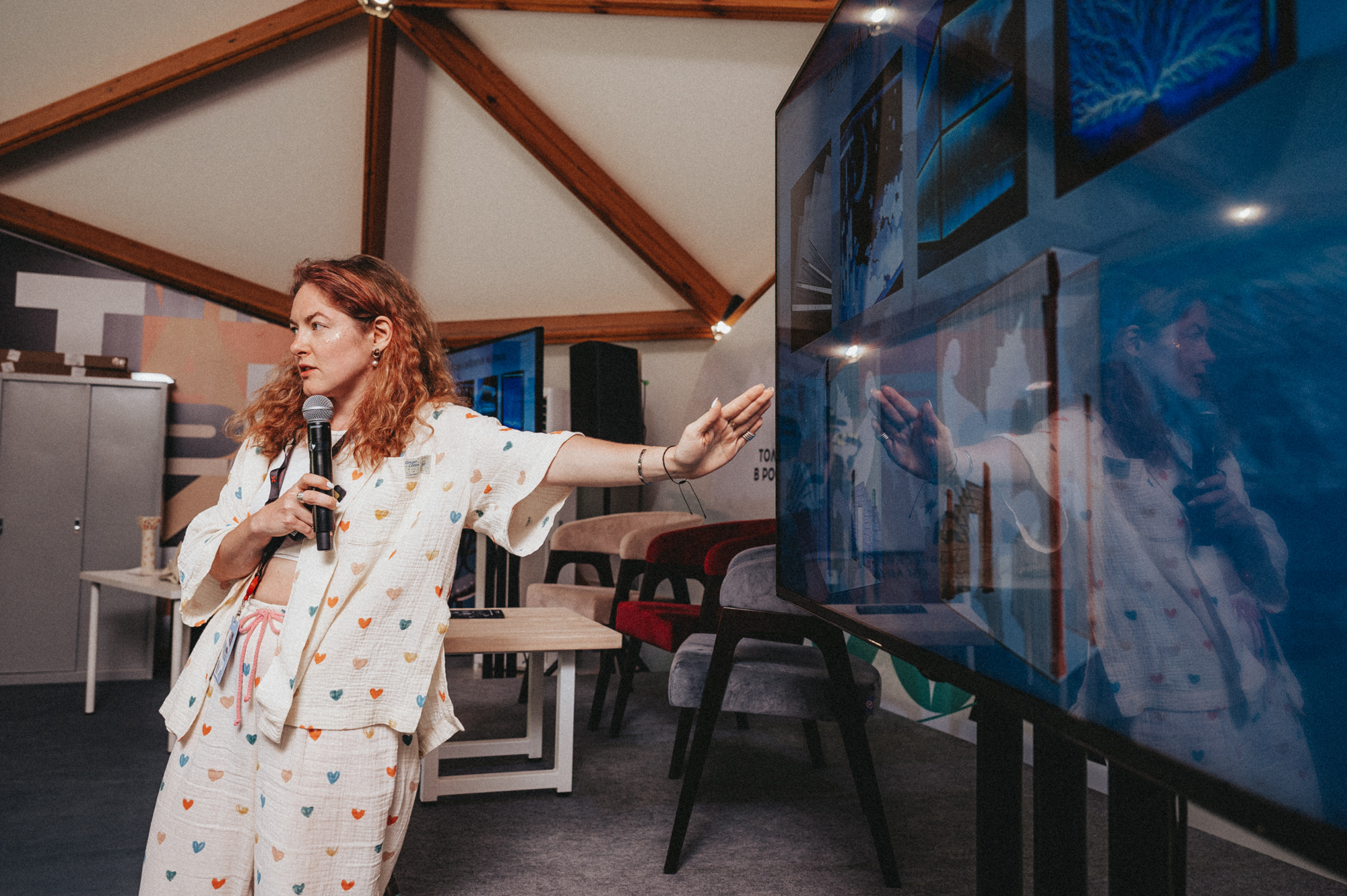 <p><b style="font-size: 24px; font-family: Montserrat;">Анастасия Романовна Крылова</b></p>