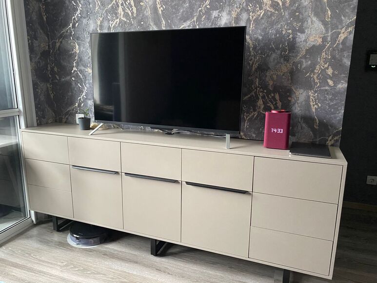 Тумба под телевизор