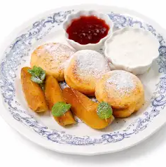 <p>Сырники</p>