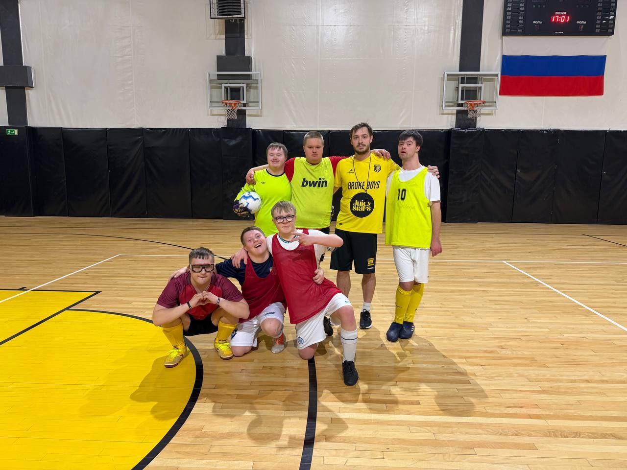 <p>СПОРТИВНЫЙ ПРОЕКТ</p><p>"ИГРАЕМ ВМЕСТЕ"</p>