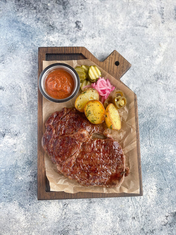 <p>Стейк Стриплойн</p>